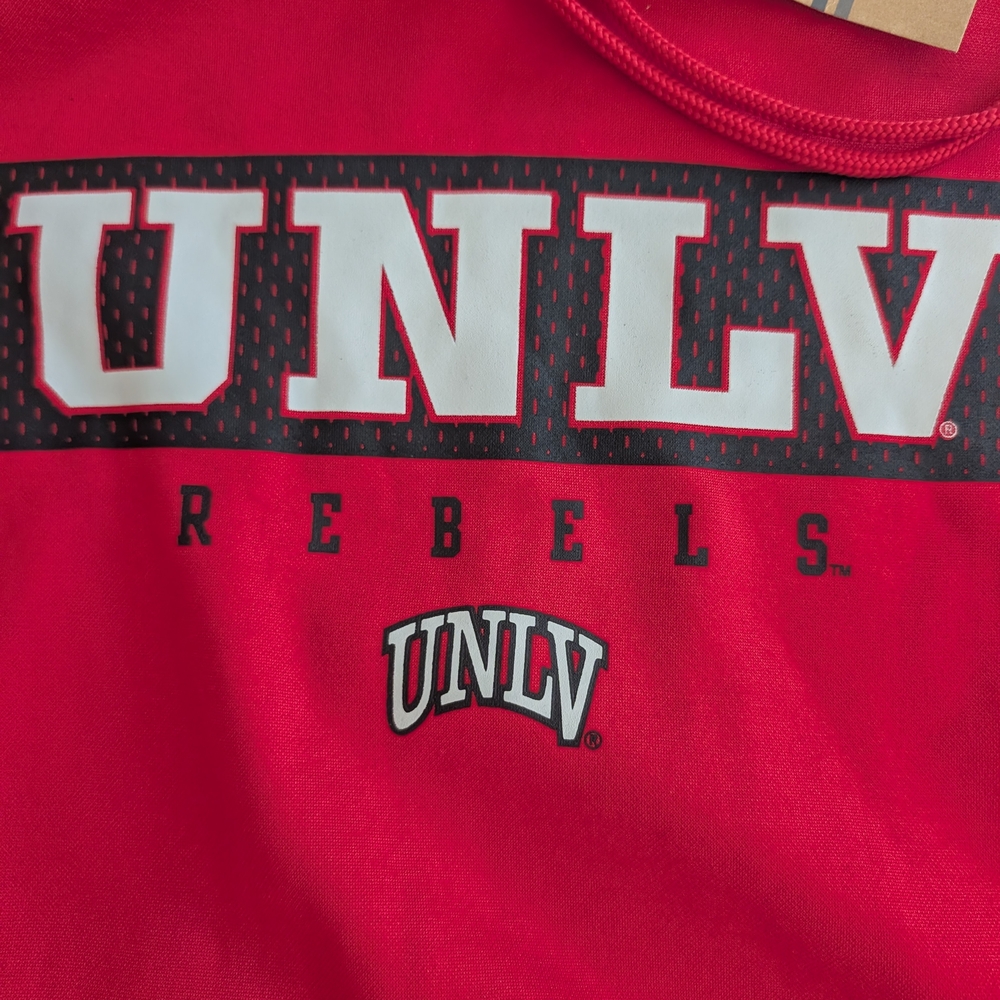 Rivalry Threads Red UNLV Rebels Hoodie - Picture 6 of 13